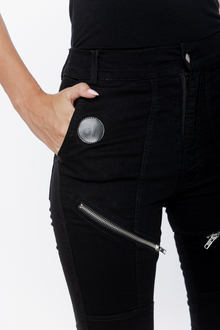 SPODNIE CZARNY JEANS DAMSKIE - obrazek 4
