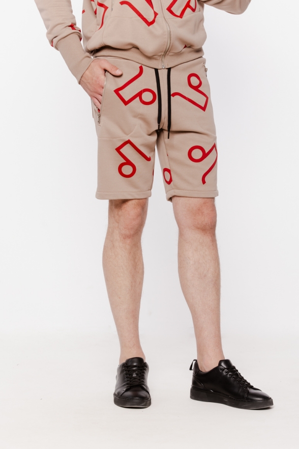 SZORTY BEŻOWE W CZERWONY MONOGRAM MĘSKIE