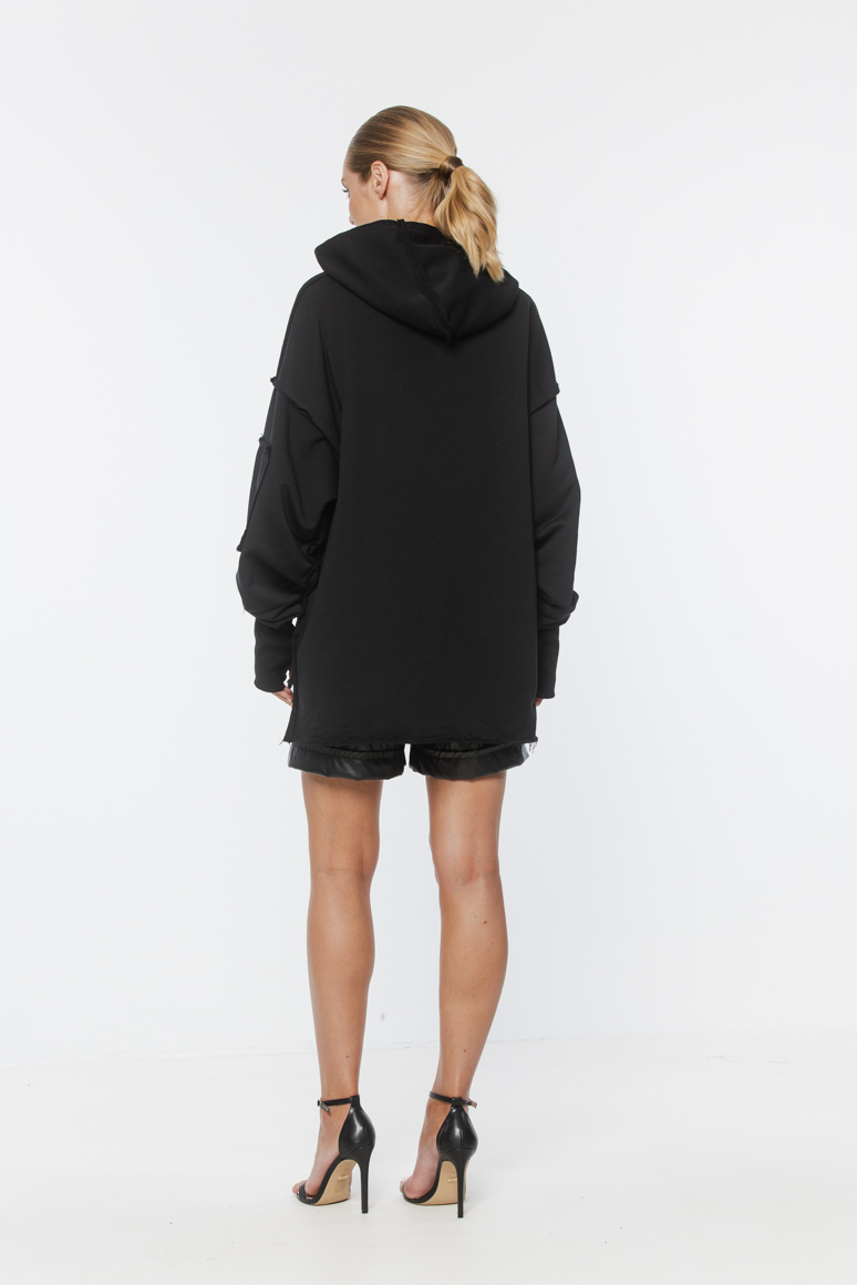 BLUZA Z CZARNYM HAFTEM LOGO DAMSKA - obrazek 6